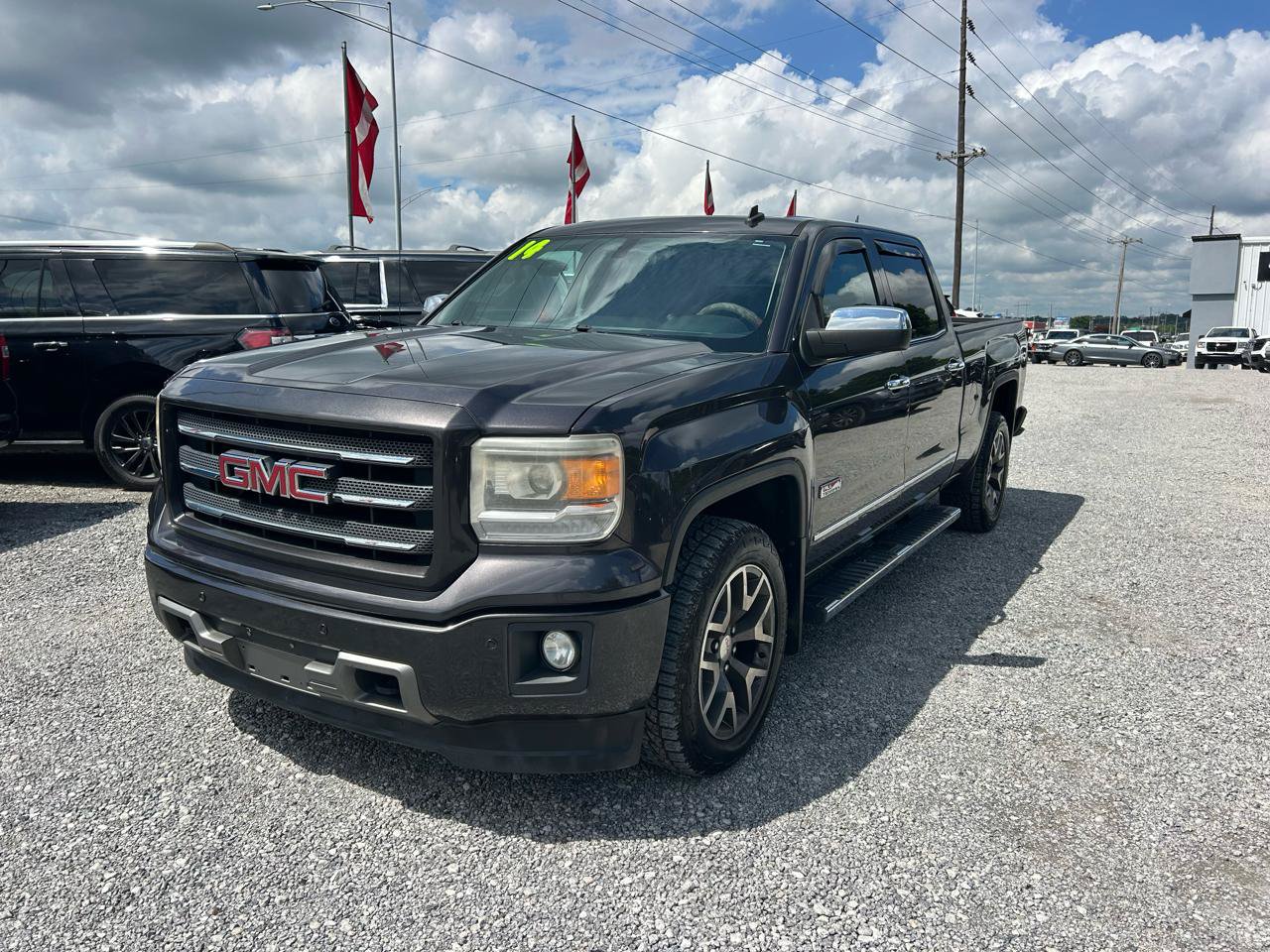 Used 2014 GMC Sierra 1500 SLT w/ All-Terrain Package AWD/4WD image 17