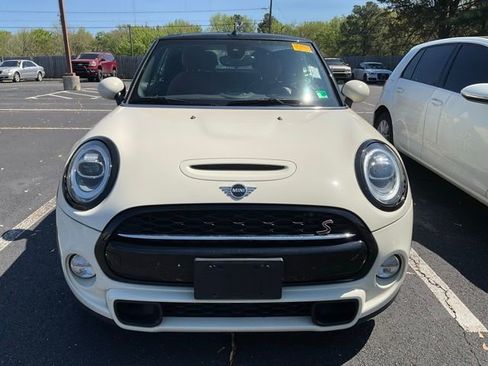 Used 2019 MINI Cooper S image 2