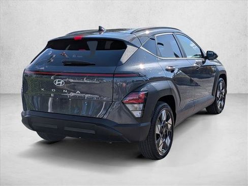 Used 2025 Hyundai Kona SEL FWD image 5