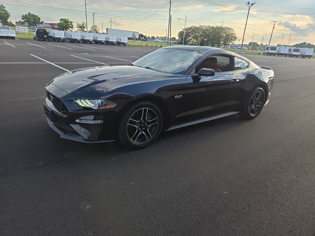 Used 2018 Ford Mustang GT w/ Equipment Group 301A RWD image 3