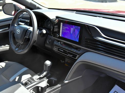 Used 2025 Toyota Camry SE FWD image 46
