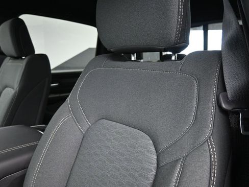 New 2026 RAM 1500 Express AWD/4WD image 15
