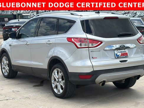 Used 2015 Ford Escape Titanium w/ Equipment Group 301A AWD/4WD image 7