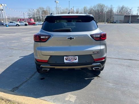 Used 2025 Chevrolet TrailBlazer ACTIV w/ Driver Confidence Package image 6