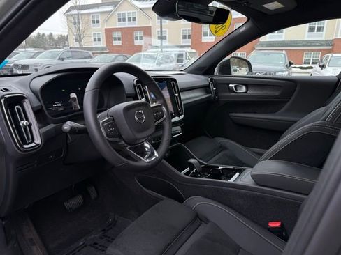 Certified 2023 Volvo C40 P8 Recharge Plus w/ Climate Package image 18