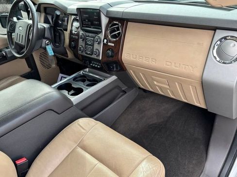 Used 2015 Ford F350 Lariat image 28