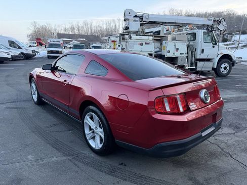 Used 2010 Ford Mustang Premium image 6