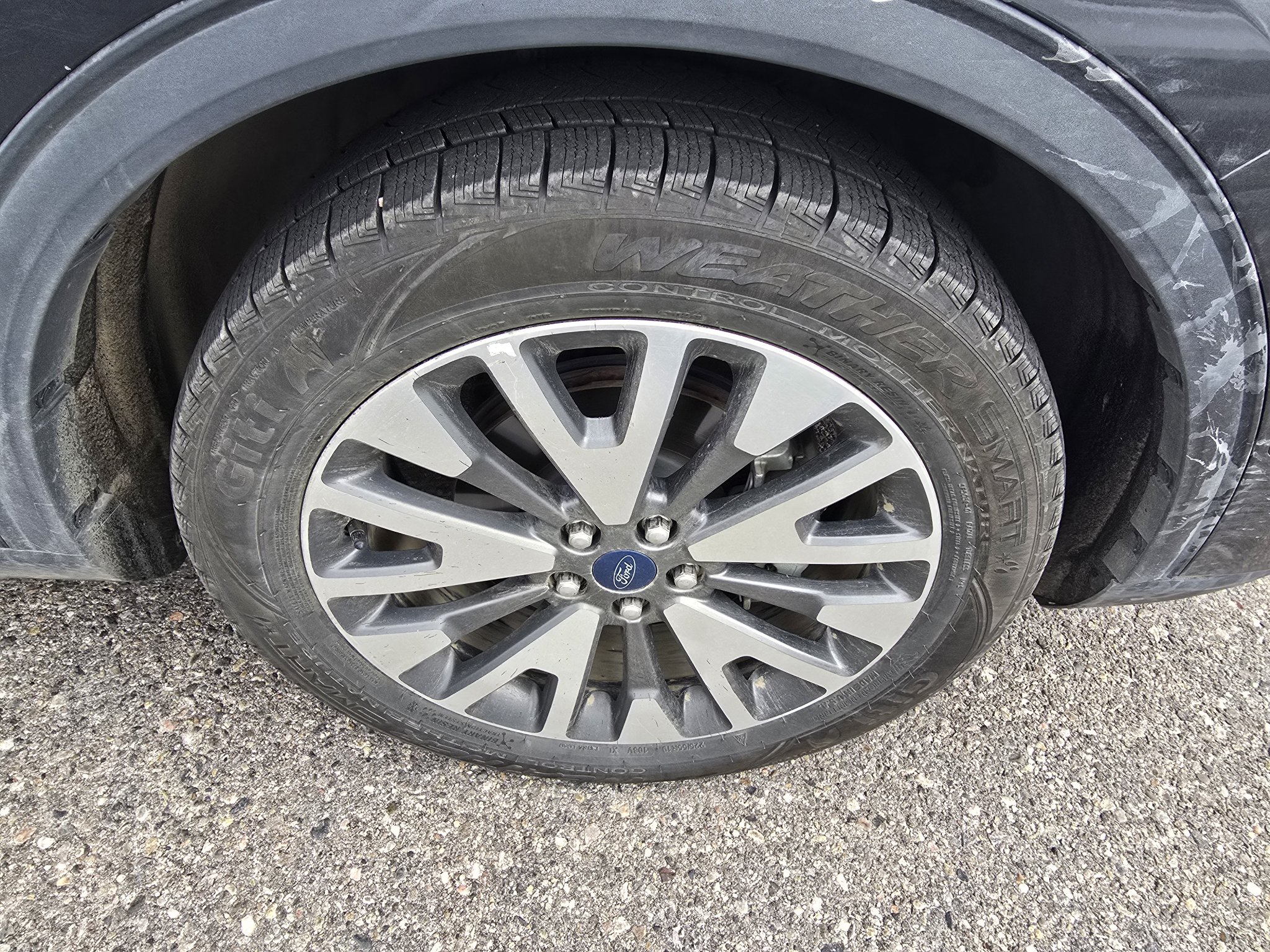 Used 2020 Ford Escape Titanium AWD/4WD image 20