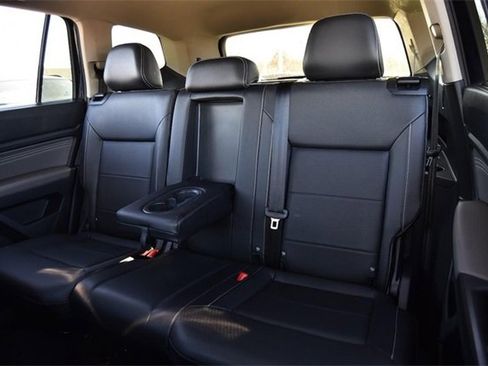 Certified 2023 Volkswagen Atlas SE image 21