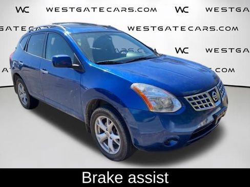 Used 2010 Nissan Rogue SL w/ Moonroof Pkg image 2