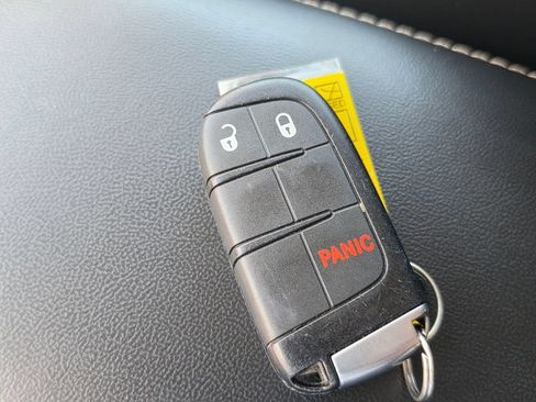 Used 2019 Dodge Journey Crossroad FWD image 29