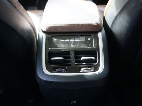 Used 2019 Volvo XC90 T6 Momentum image 21