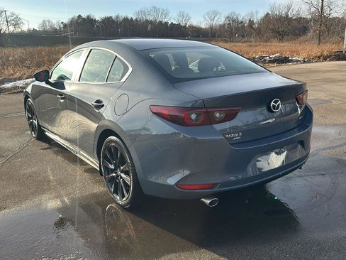 Used 2025 MAZDA MAZDA3 s image 3