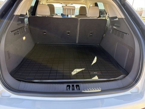 Used 2023 Lincoln Nautilus Reserve w/ Equipment Group 202A image 32