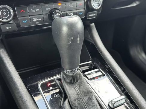 Used 2023 Jeep Compass Limited AWD/4WD image 17