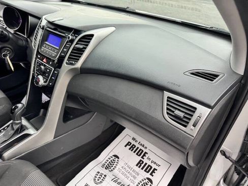 Used 2014 Hyundai Elantra GT image 25
