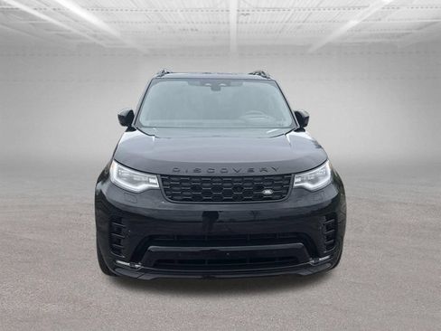 Used 2025 Land Rover Discovery Dynamic SE AWD/4WD image 8