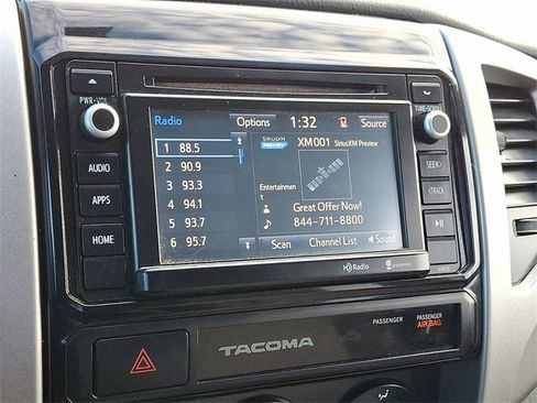 Used 2015 Toyota Tacoma 4x4 Access Cab V6 image 17