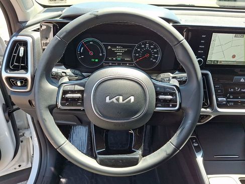 Certified 2023 Kia Sorento EX AWD/4WD image 19