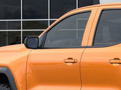New 2026 GMC Canyon AT4 w/ AT4 Premium Package AWD/4WD image 12