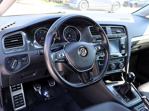 Used 2019 Volkswagen Golf Alltrack AWD/4WD image 21