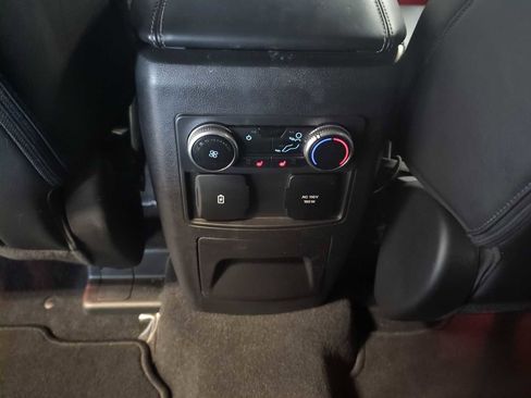 Used 2024 Ford Explorer Limited w/ Equipment Group 301A image 22