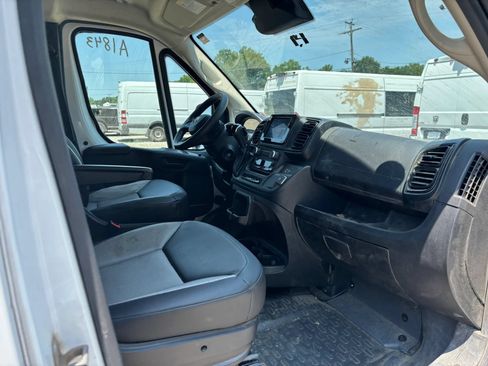 Used 2025 RAM ProMaster 2500 w/ Convenience Group FWD image 15