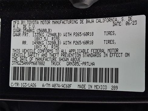 Used 2023 Toyota Tacoma Limited image 27