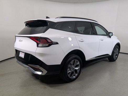 Used 2024 Kia Sportage SX image 7