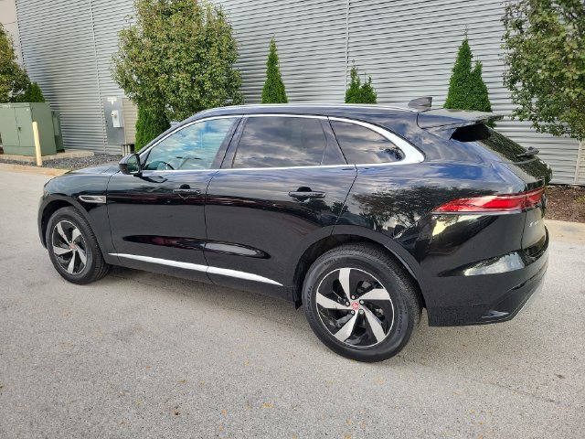 Used 2023 Jaguar F-PACE S AWD/4WD image 6