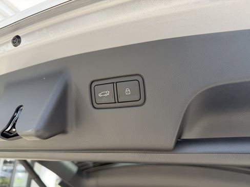New 2026 Hyundai Palisade FWD Hybrid image 11