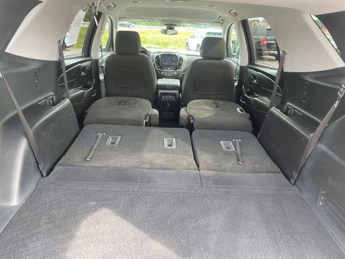 Used 2020 Chevrolet Traverse LT FWD image 48