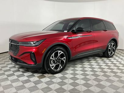 Used 2025 Lincoln Nautilus Premier w/ Jet Appearance Package