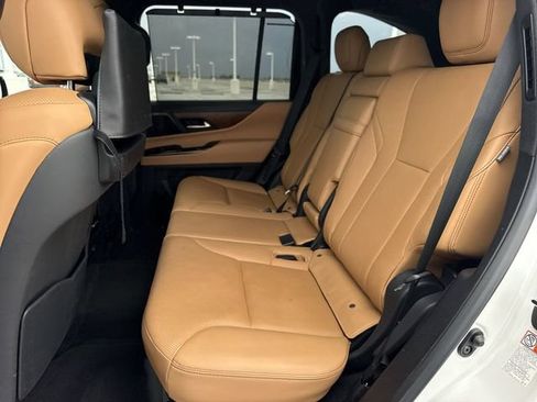 Used 2023 Lexus LX 600 4WD w/ Accessory Package (Z1) image 23