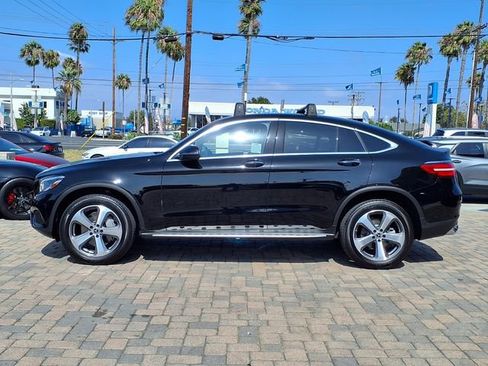 Used 2018 Mercedes-Benz GLC 300 4MATIC Coupe image 2