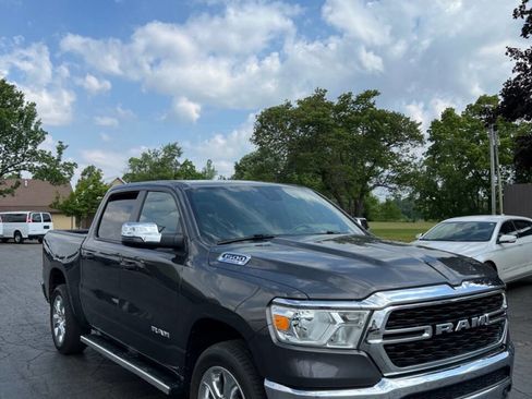 Used 2023 RAM 1500 Big Horn AWD/4WD image 3
