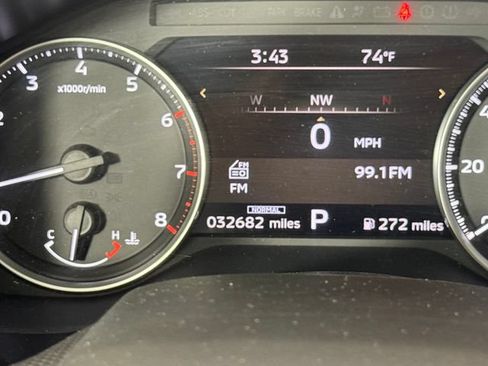 Used 2025 Mitsubishi Outlander AWD image 40
