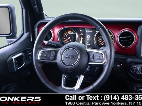 Used 2023 Jeep Wrangler Unlimited Rubicon w/ Safety Group image 55