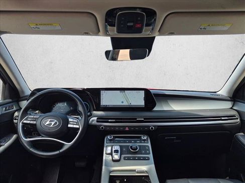 Used 2023 Hyundai Palisade SEL FWD image 12