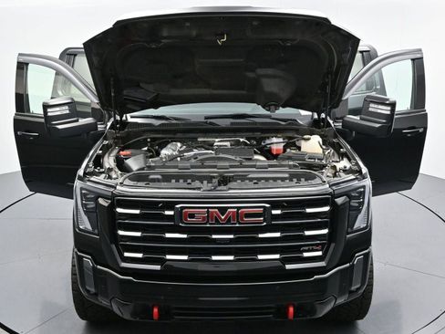 Used 2024 GMC Sierra 2500 AT4 w/ AT4 Premium Plus Package AWD/4WD image 43