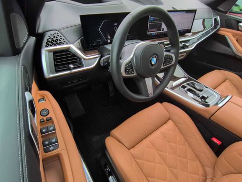 Used 2025 BMW X5 xDrive40i w/ M Sport Package image 10