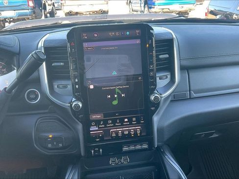 New 2026 RAM 2500 Laramie AWD/4WD image 7