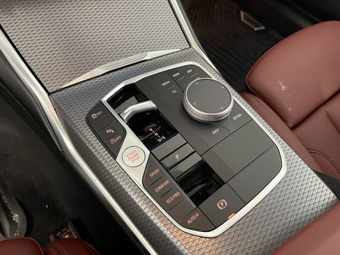 Used 2025 BMW 330i xDrive Sedan w/ Convenience Package image 14