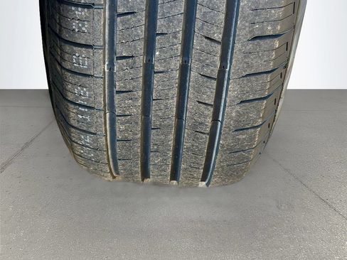 Used 2025 Toyota Grand Highlander FWD image 42