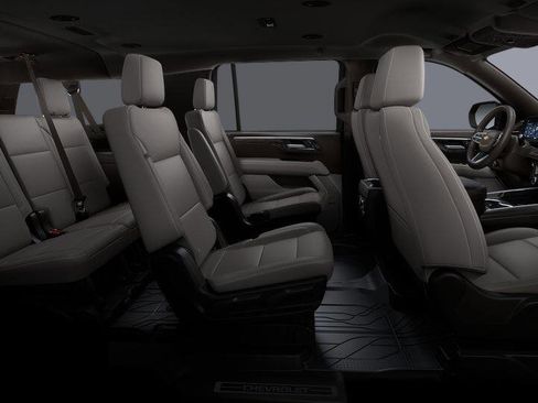 New 2026 Chevrolet Suburban LT w/ Comfort Package image 28
