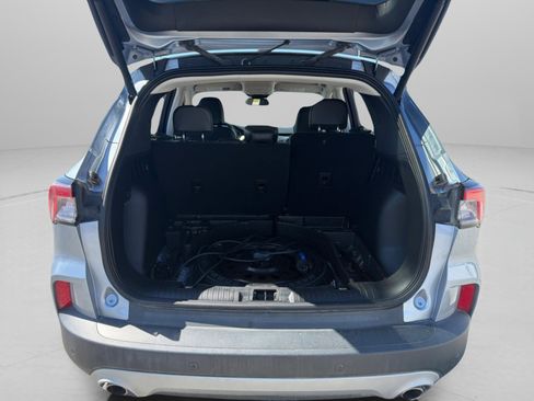 Used 2022 Ford Escape Titanium FWD image 9