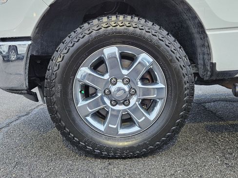 Used 2013 Ford F150 XLT w/ Luxury Equipment Group image 13