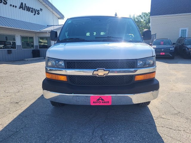 Used 2019 Chevrolet Express 2500 w/ Driver Convenience Package RWD image 15