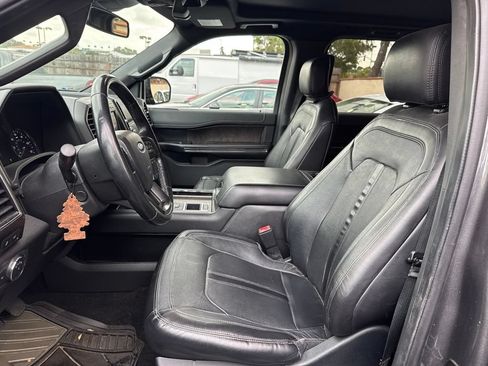 Used 2020 Ford Expedition Max Limited RWD image 8