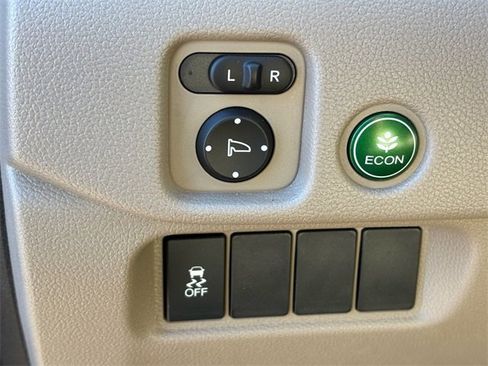 Used 2018 Honda Pilot EX-L image 27